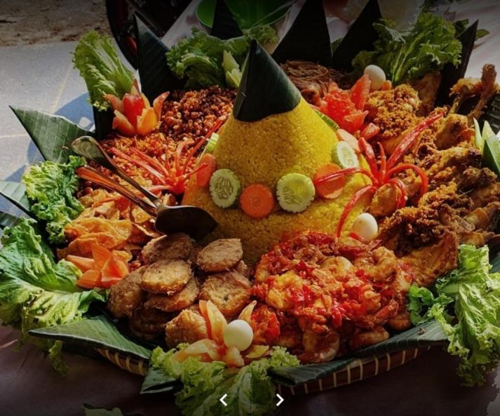 Villa Chacha At Macarena, Megamendung 외부 사진