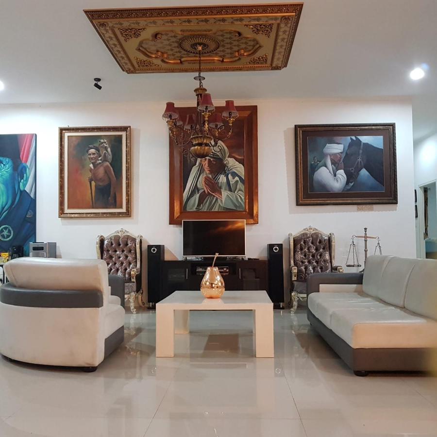 Villa Chacha At Macarena, Megamendung 외부 사진